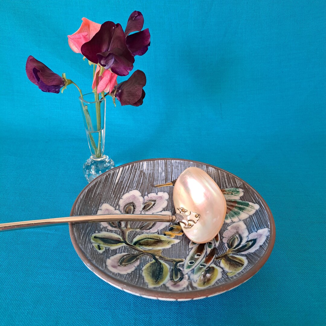 Old MOP Ladle. Metal Handle. Serving Ladle. Mother of Pearl Ladle ...