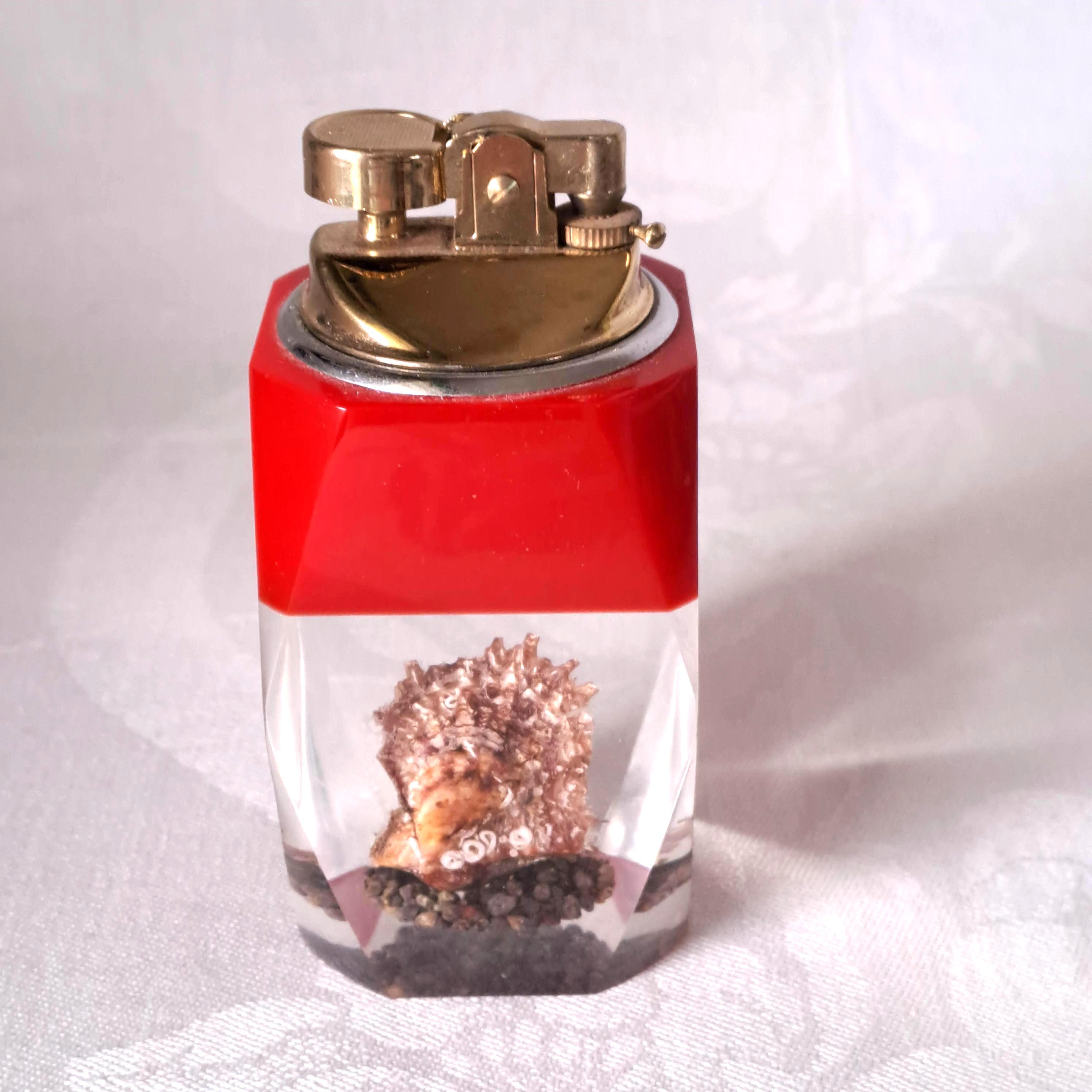 what happens when you breathe in cigarette smoke The tiny, toxic particles and gases contained in smoke can be easily  breathed into your lungs. If smoke causes you breathing problems or other  health issues, contact a medical professional or your