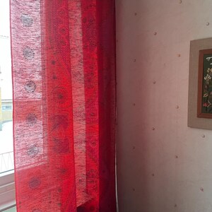 Svensk transparent gardin från 1970-talet: Rosa mandalamönster, polyester-sidenliknande tyg, heminredning