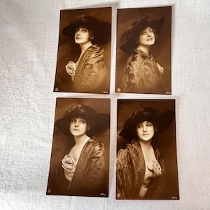 4 zwart-witfotokaarten. Originele studiokaarten. Ongeschreven briefkaart. Vintage postkaarten voor verzamelaars. 1920-1930. Prachtige kaarten