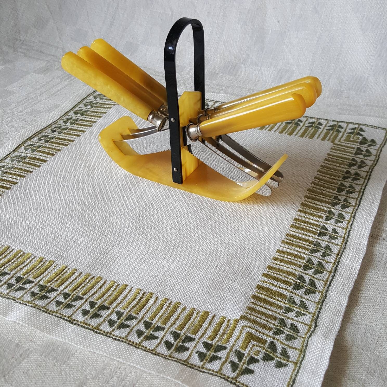 スウェーデンで見つけたヴィンテージクロス/ランナー/テーブルセンター