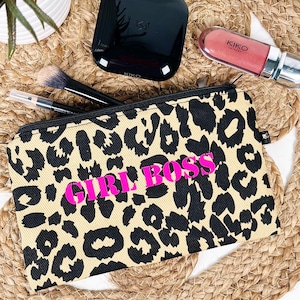 Borsa piccola leopardata Girl Boss / Borsa per il trucco / Borsa in tessuto / Borsa per telefono / Borsa per accessori / Regalo di compleanno per donna