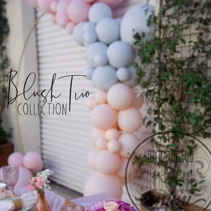 Kit de bricolaje para arco de guirnalda de globos rosa ruborizado, arco de globos rosa pastel, azul y melocotón para baby shower, globos gruesos mate de lujo con doble relleno