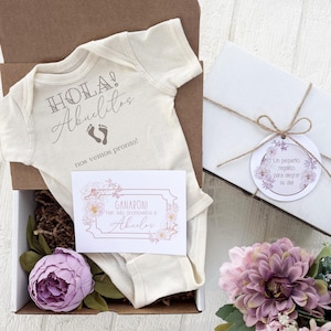 Hola Spain Baby Reveal 妊娠発表 Onesie® ギフトボックス (アブエリトス用) |スペイン語 アヌンシオ デ エンバラソ パラ アブエラ アブエロス ティア エルマナ