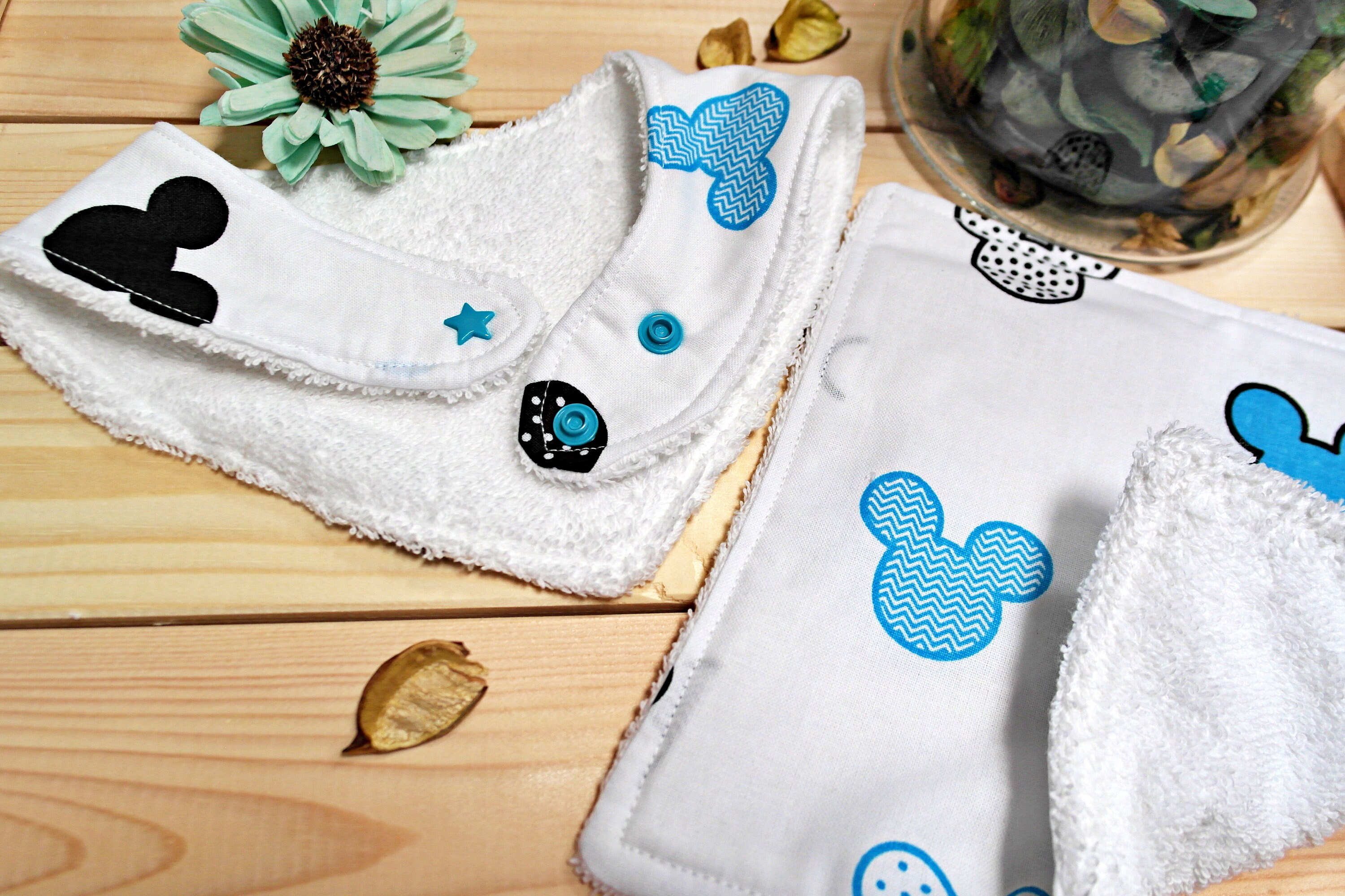 Lätzchen-Baby-Set mit kleinen Handtuch Bandana Baby Bib | Etsy