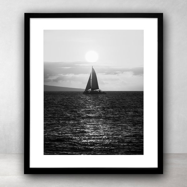 Sun and Ocean Photography Print,Sea Photo,Printable Wall Art,Nature,Large Poster,Wall Decor,Black and White,Hawaii,Digital Download