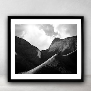 Hawaii Photography Print,Landscape Photo,Printable Wall Art,Nature,Large Poster,Wall Decor,Mountain,Black & White,Digital Download