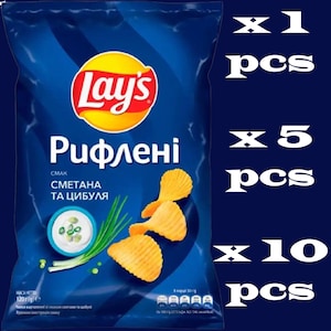 Potato Chips Lays Sour Cream and Onion Flavors Lay&#39;s - 95 g (3.35 oz), 5 pcs X 95 g (475 g / 16.75 oz), 10 pcs X 95 g (950 g / 33.51 oz)