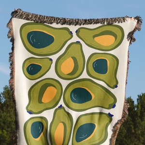 Avocado Blanket: Woven Throw Blanket, Fruit Decor, Fruit Blanket, Couch Blanket, Bed Blanket, Avocado Decor, Fruit Throw, Avocado lover gift