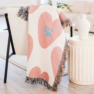 Heart Blanket, Throw Blanket Boho, Woven Throw Blanket, woven Tapestry, Boho Blanket, Couch Blanket, Bed Blanket, Hearts Decoration,