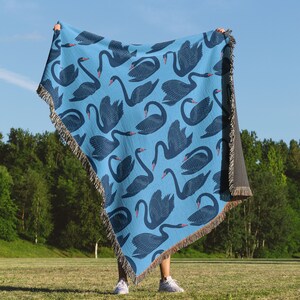 Black Swan Pattern Print Hooded Blanket