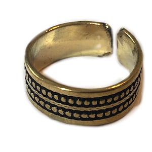 Mixed Metal Brass Colour Toe Rings with Etched Design - Adjustable