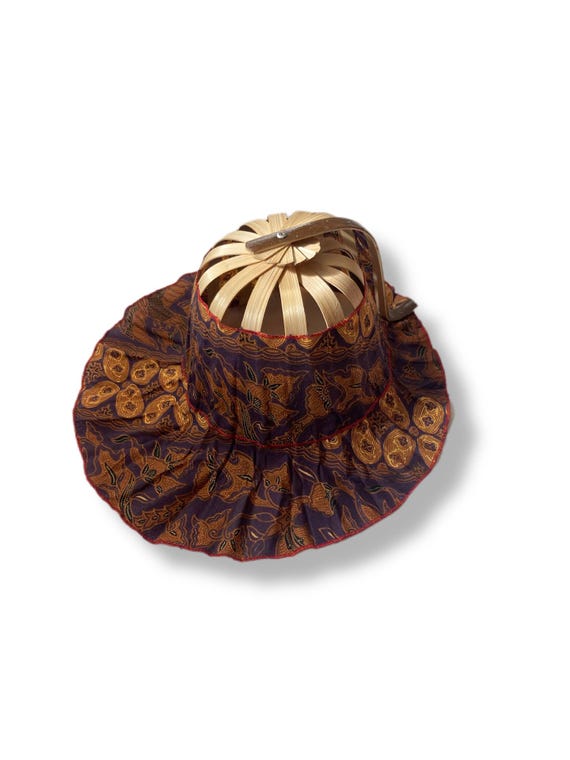VTG Collapsible Bamboo Travel Hat Folding Packable Sun Hat Blue Floral Batik Large Cotton Sun Hat / Folding Fan in Batik Design and  main image 2