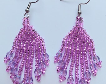 Pendientes pequeños de rocallas MORADO