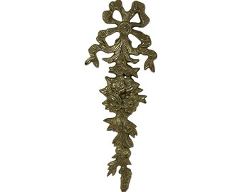 Vintage 70s Gatco Solid Brass Floral Wall Swag Ornament Made India Victorian
