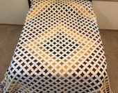 Amish Handmade Quilt Cathedral Window Quilt