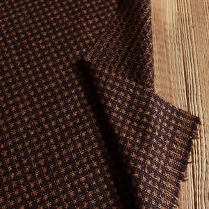 Scampolo 0,7 x 1,5 m tessuto di lana extra fine 310 g/m2 Tallia Delfino Roma per abiti, pantaloni, camicie made in Italy