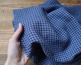 30% discount remnant 0.7 x 1.4 m linen check stonewashed blue 140 g/m2 Checks: 0.5 x 0.5 cm for dresses, blouses or accessories