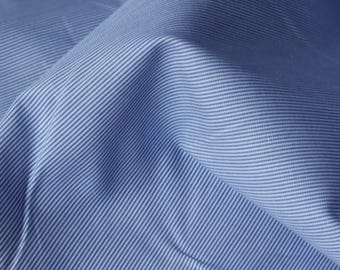 Cotton poplin – designer deadstock stripes 160 g/m2 white blue