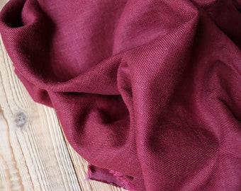 Ramie Twill Linen prewashed Bordeaux Uni 230 g/m2/ linen fabric
