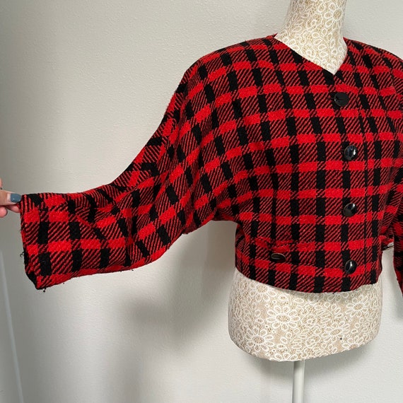 Vintage Anne Klein Black & Red Plaid Crop Jacket - image 7