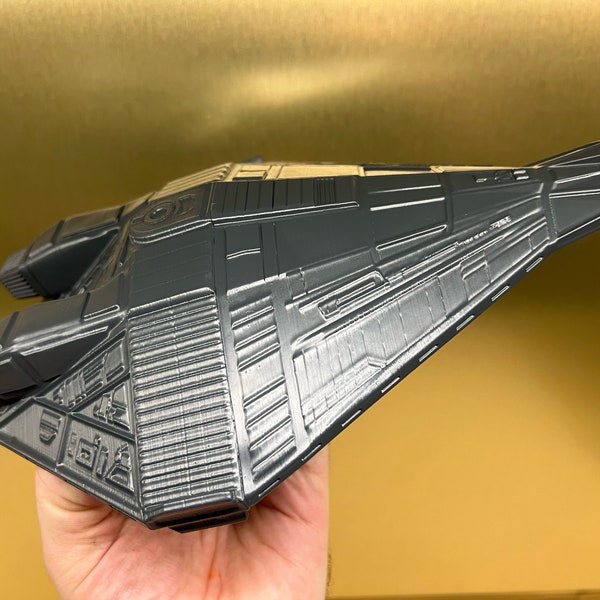 Navire ALIEN SHUTTLE NARCISSUS - Réplique - imprimée en 3D - peint