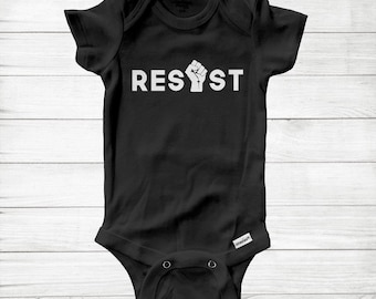 Black Lives Matter Baby Body: Widerstehen Faust, Anti-Rassismus Gerber Strampelanzug