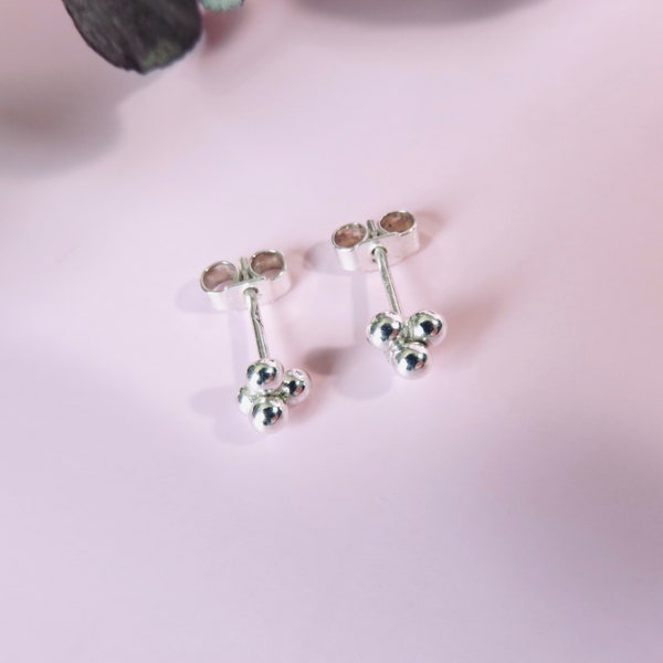 Boucles d'oreilles perles minimalistes en argent FAUSTINE