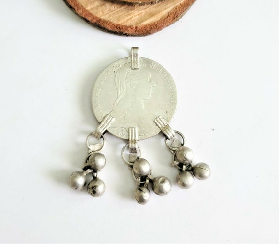 Antique Yemen Silver Dangles coin pendant Maria T… - image 9