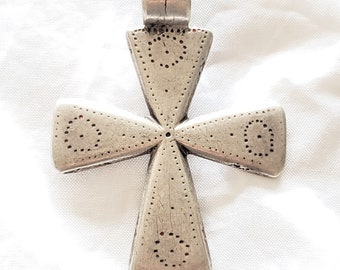 アンティークシルバーエチオピアコプト十字架ペンダント：ハンドメイド