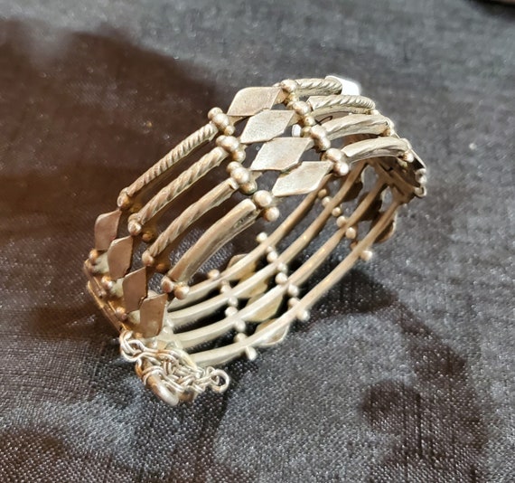 Antique Silver Moroccan Berber Bracelet Ethnic Tribal, ethnic tribal, tribal bracelets,Moroccan jewelry, ethnic jewelry, Tuareg bracelets