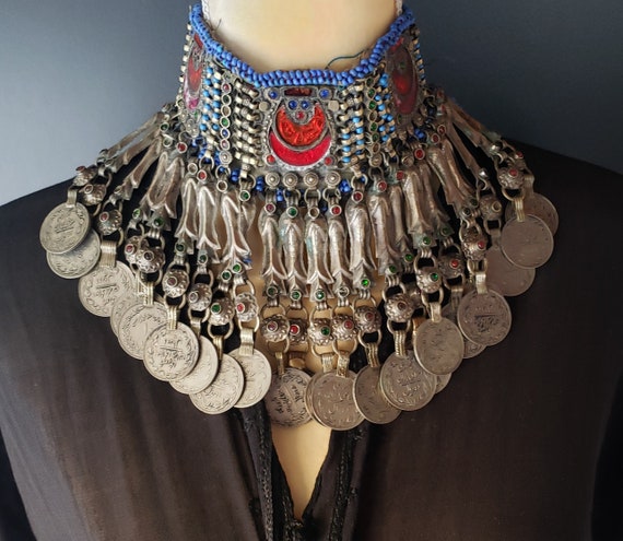 Old silver choker necklace from Pashtun tribal je… - image 2