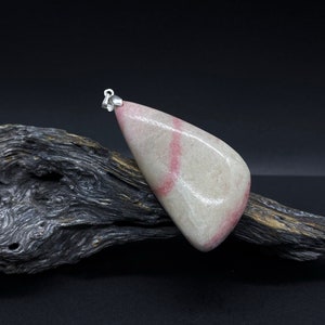 Gemstone pendant &#39;Cherry Thulite&#39;, silver 925