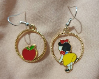 Snow White Disney Cartoon cute fairytale earrings