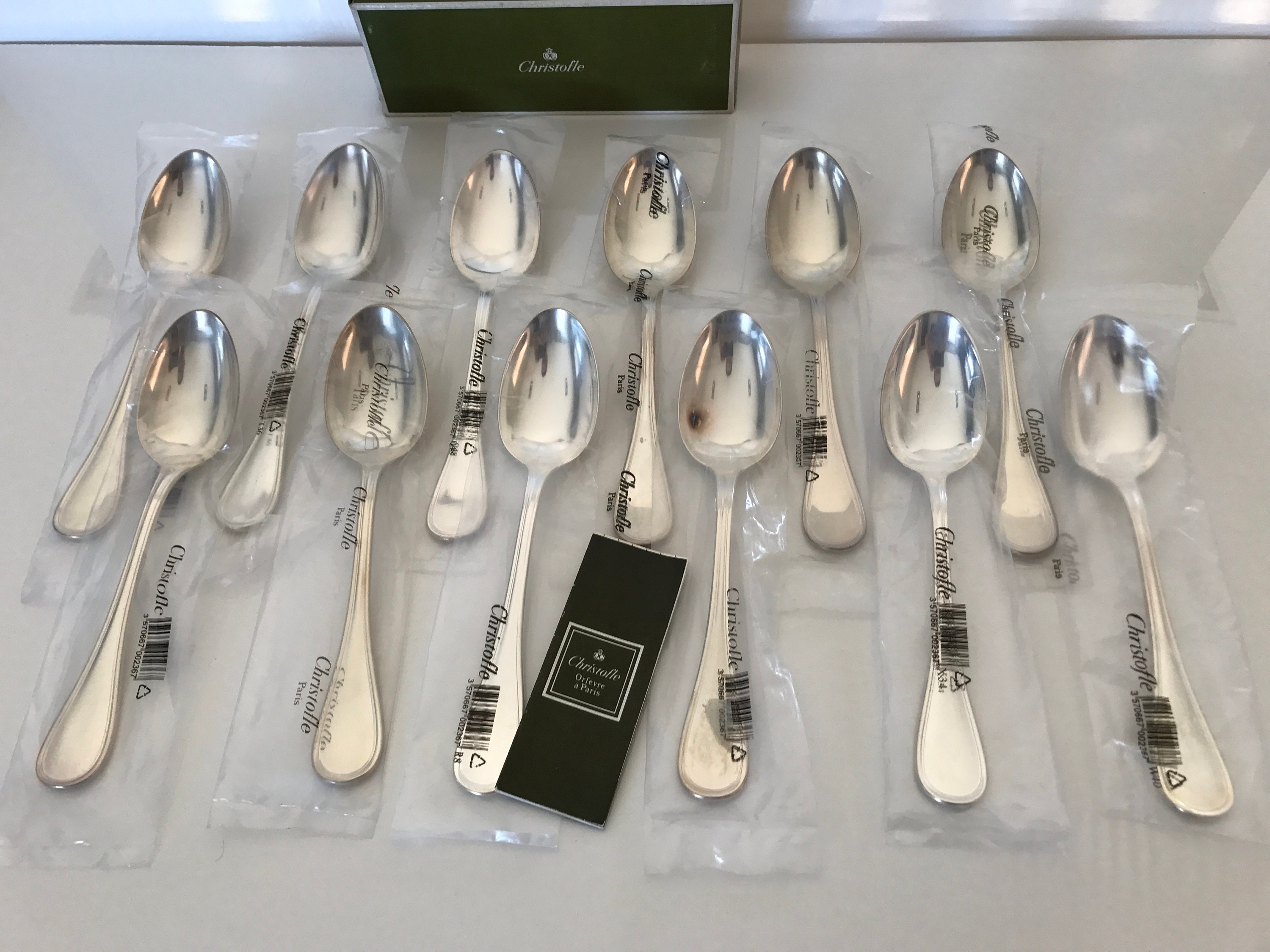 Lot de 12 Cuillères à Soupe Christofle Modèle Albi en Métal Argenté