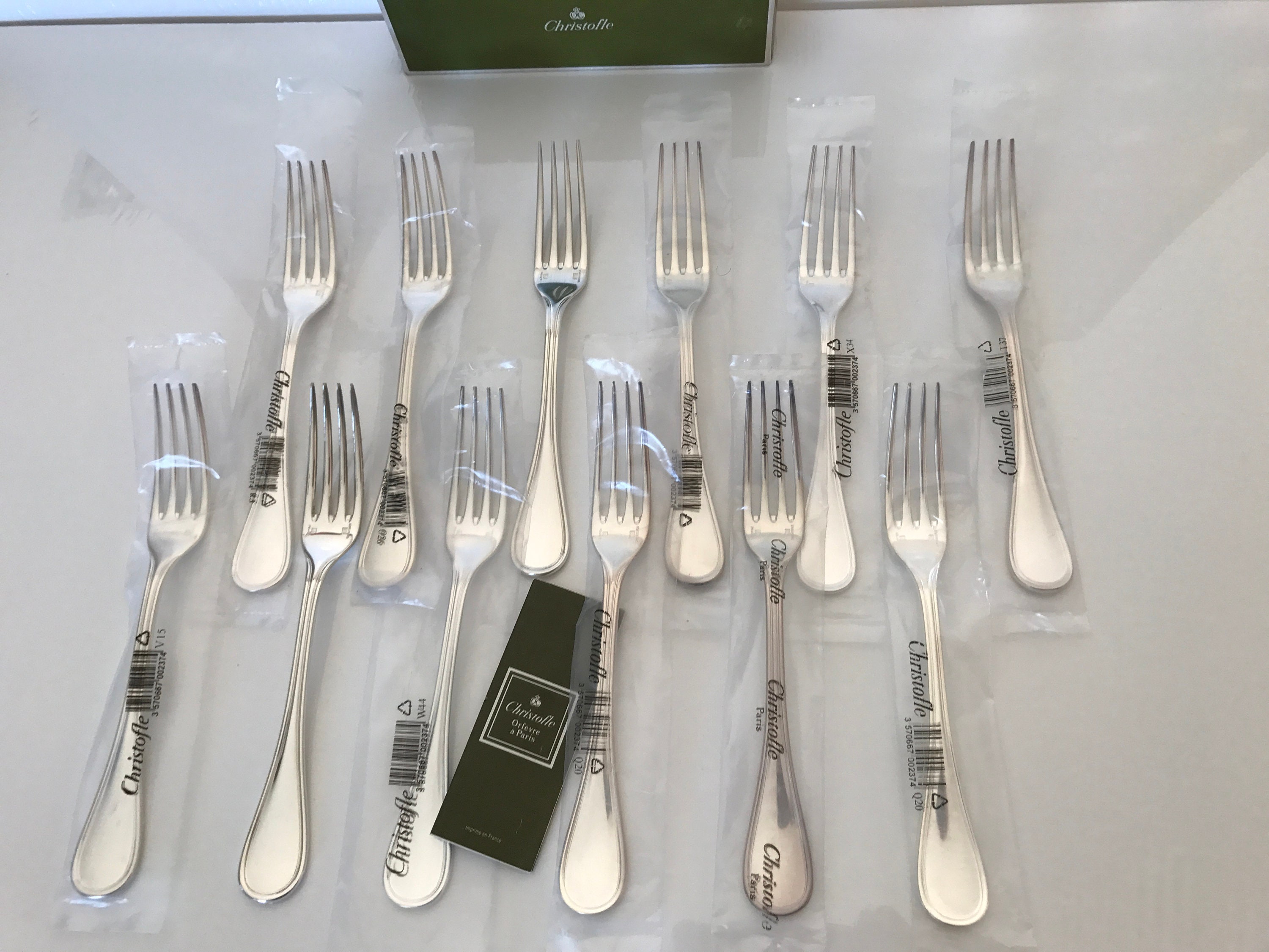 Lot de 12 Fourchettes à Dîner Christofle Modèle Albi en Métal Argenté