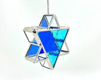 Stained Glass 3D Star of David: Handmade Judaica Decor, Modern Magen David