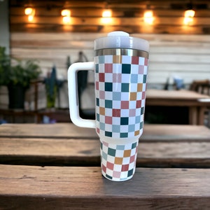 Vaso a cuadros colorido retro de 40 oz, con asa y pajita, sonrisas coloridas, vaso de sublimación, tonos joya.
