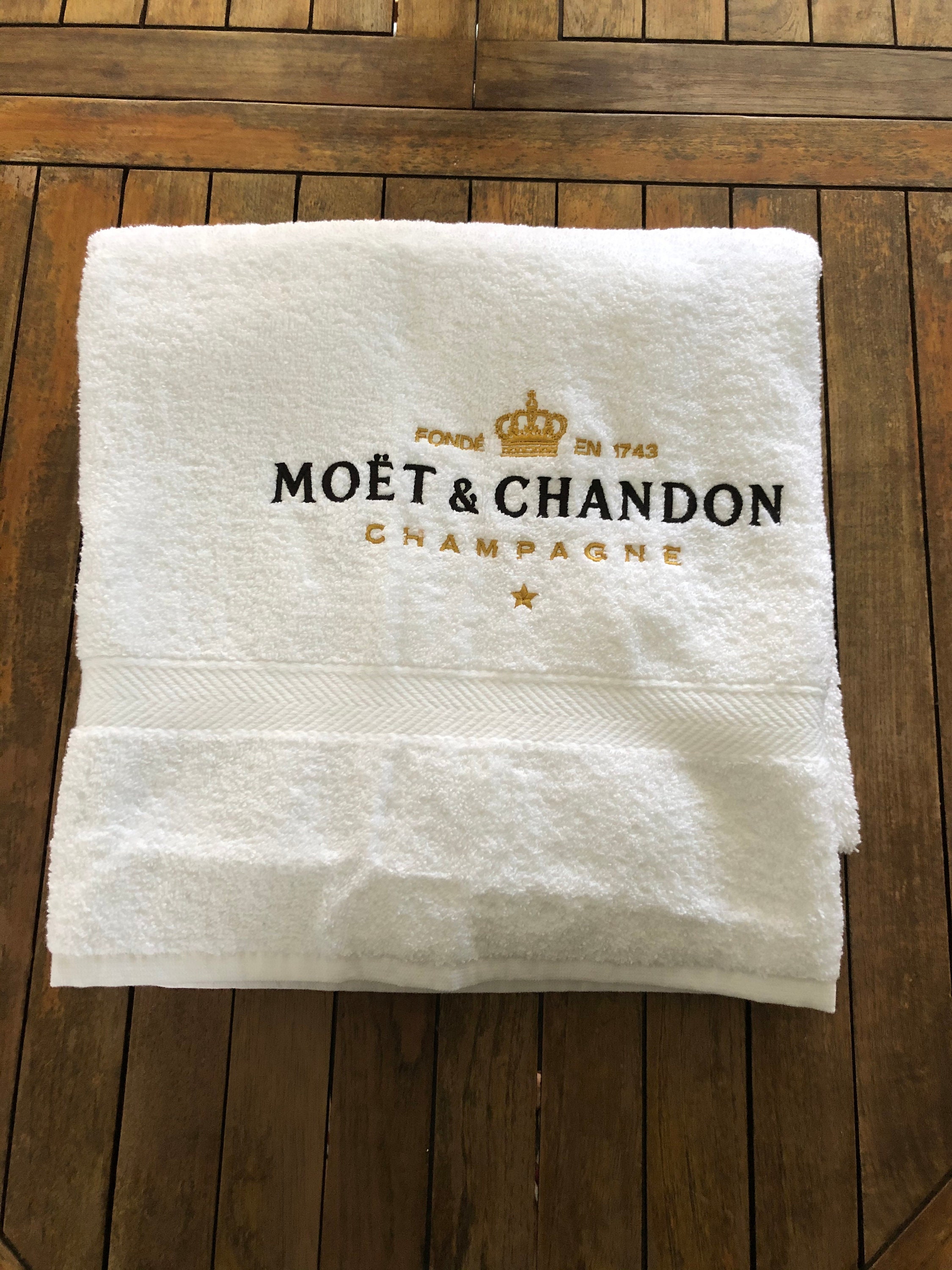 Moet Chandon Bath Sheet 100 cm X 150 Rare Vintage