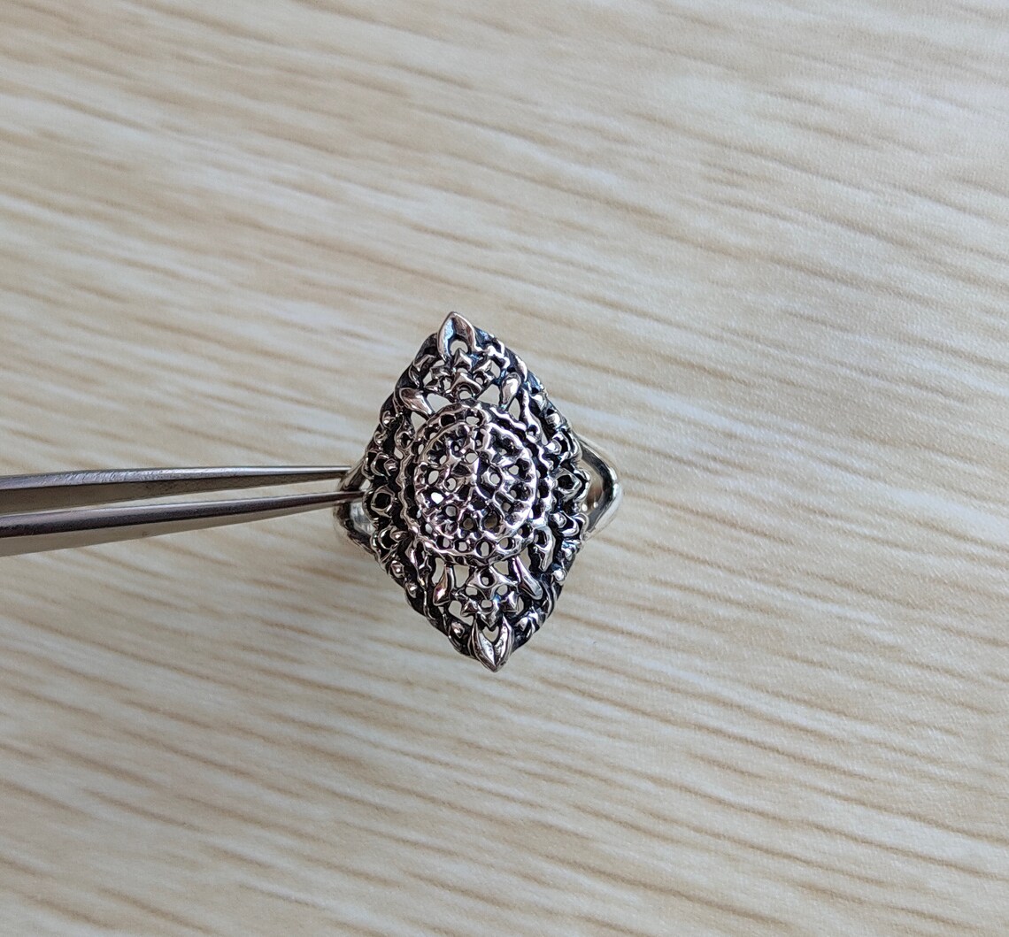 silver ring oxidation