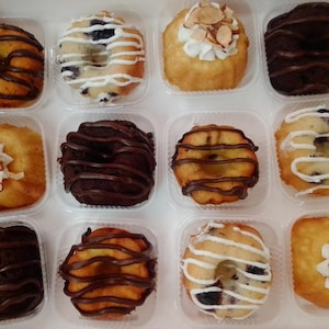 Mini Bundt Cakes Dozen Assorted