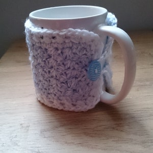 Cup cozy mug wool knitted gift present cold drink hot crochet handmade unique coffee hit chocolate tea frappachino milkshakes Blue mug