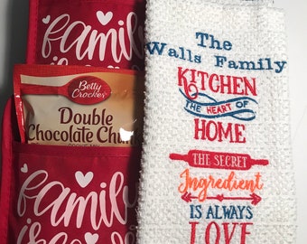 Kitchen set Dish towel and pot holder Personalized and Embroidered set