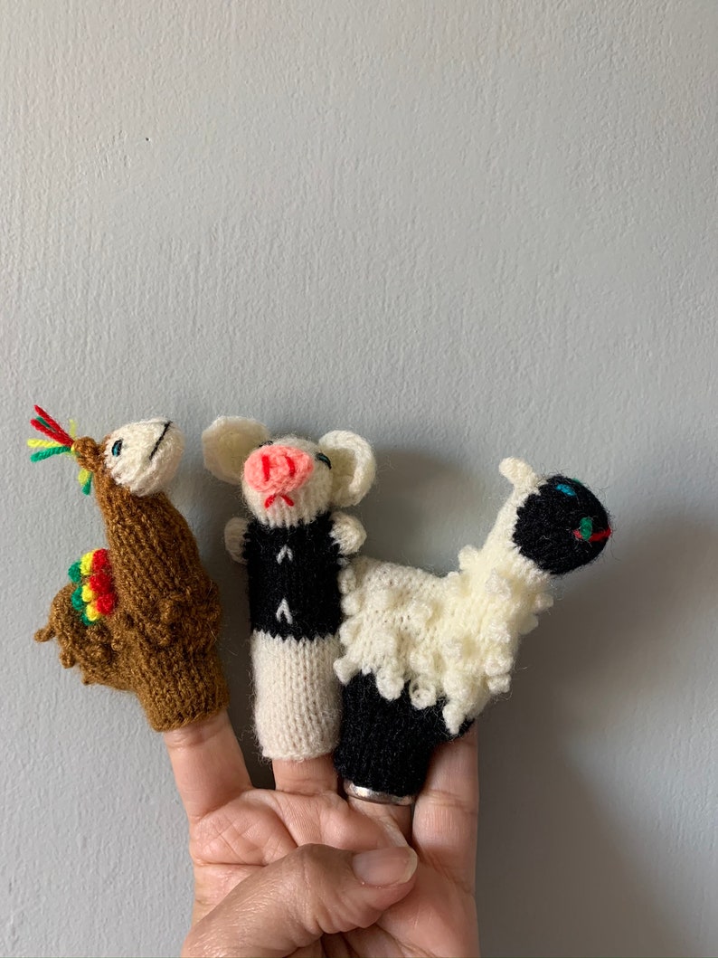 5 Finger Puppets Farm Animal Finger Puppet Set Hand Knitted Etsy
