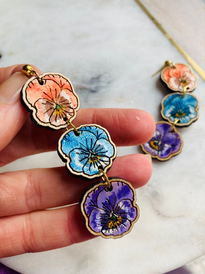 Summer earrings// flower earrings// wood earrings// spring earrings// pansy earrings// wood flower earrings. image 5