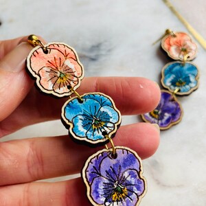Summer earrings// flower earrings// wood earrings// spring earrings// pansy earrings// wood flower earrings. image 7