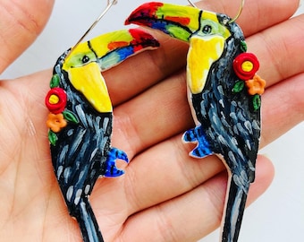Animal earring/ toucan earring/ polymer clay animal earrings/ bird earrings/ clay toucan earrings// summer earrings// spring earrings.