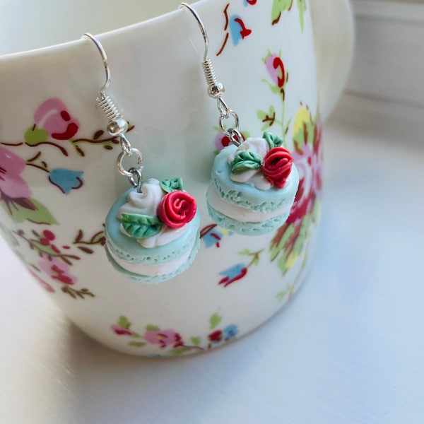 Macaroon earrings// food earrings// flower earrings// polymer clay food earrings// summer earrings// clay food earrings.