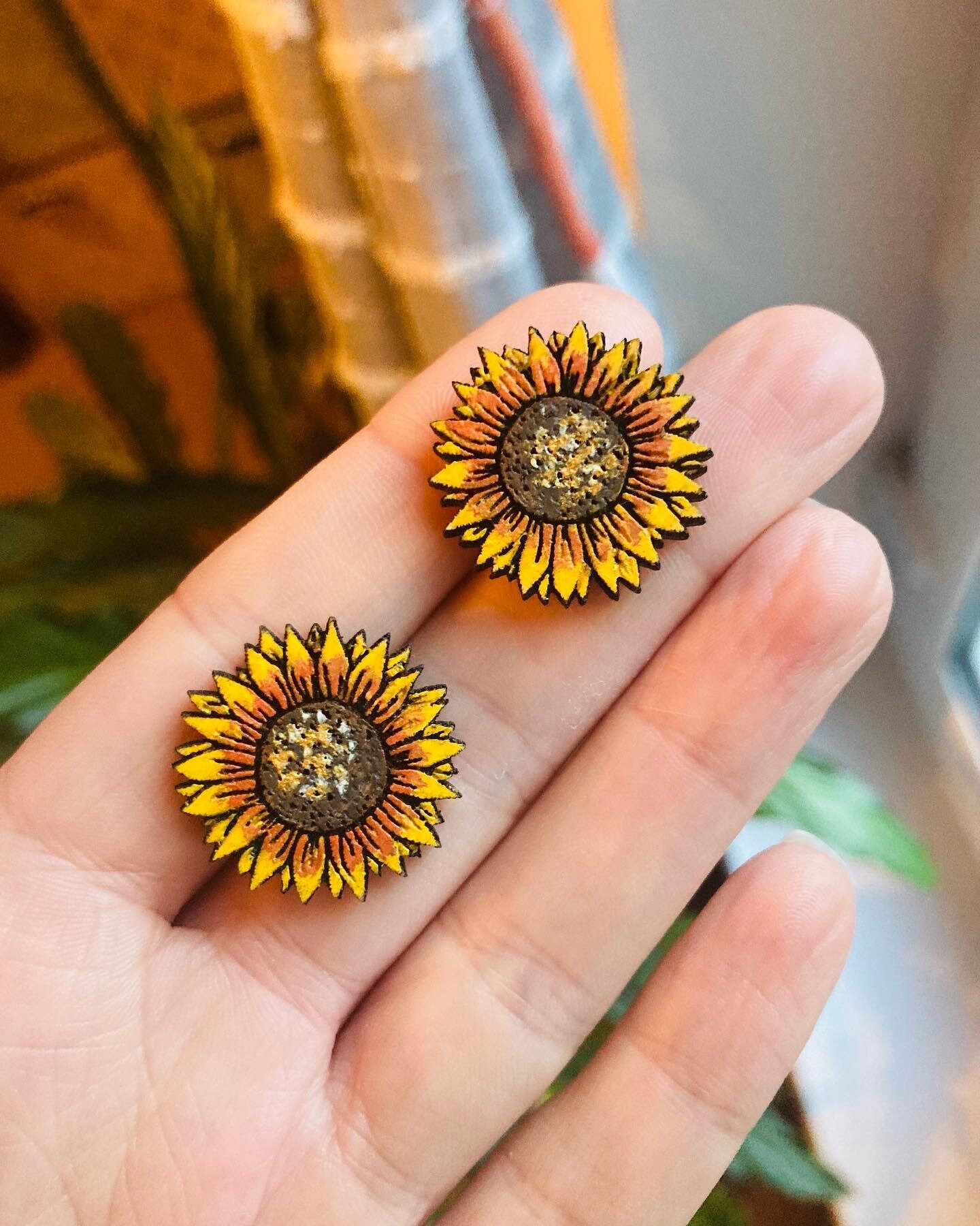Sunflowers earrings 2024