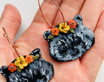 Raccoon earrings// animal earrings// clay animal earrings// polymer clay earrings// autumn earrings// summer  earrings// flower earrings.